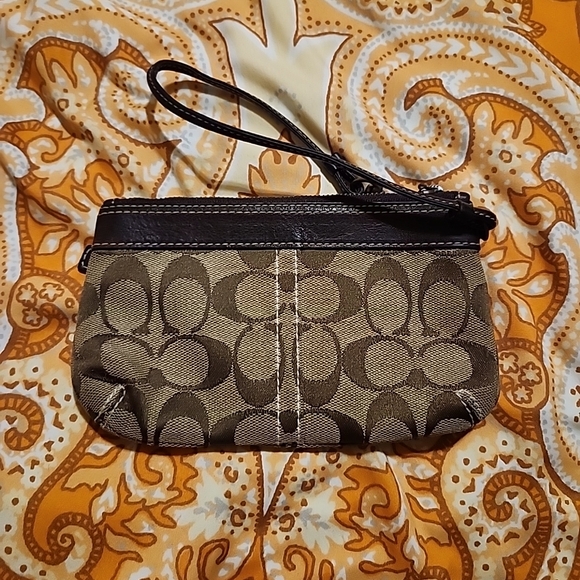 Coach Brown Signature Wristlet - Picture 12 of 13